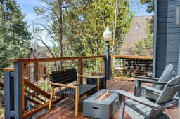 Modern Loft in Big Bear | Pet-friendly | Hot Tub