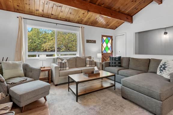 Bear Family Den • Game Room • Fenced • RV Parking