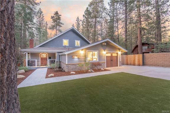 Pine Summit | Hot Tub+Sauna | BBQ | Arcade + Games