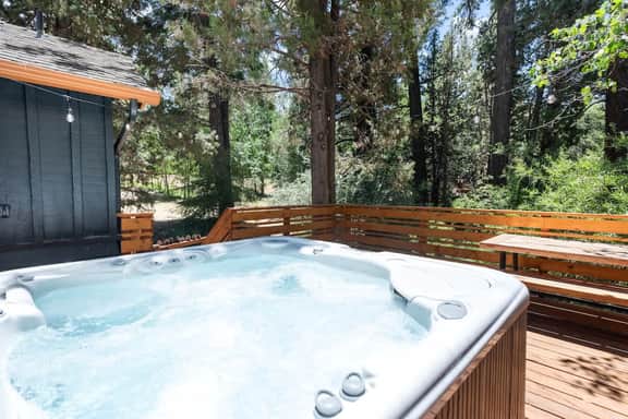 Serene Scene• Spa • Close to Bear Mtn