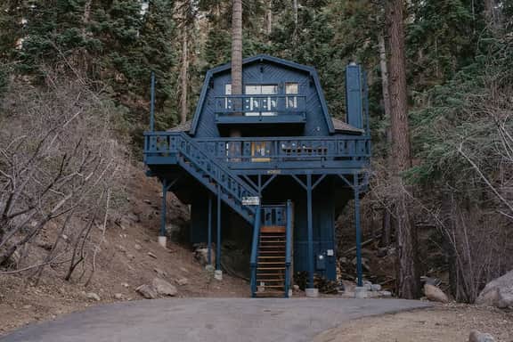 Yuhaaviat Cabin • Serene location•Walk to Village