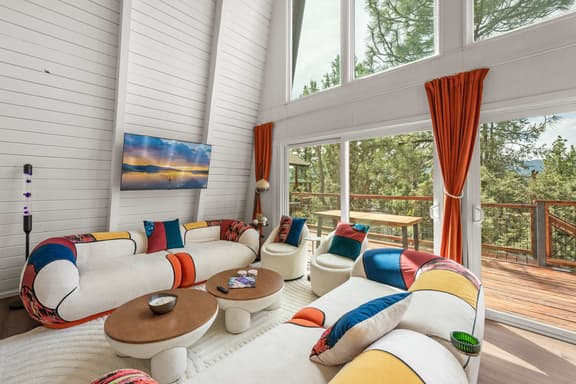 Modern Loft in Big Bear | Pet-friendly | Hot Tub - Image 1